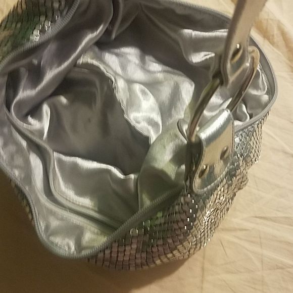 (2 for $20) Silver Purse - Picture 4 of 6